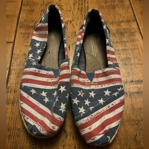 American flag TOMS woman’s 6.5